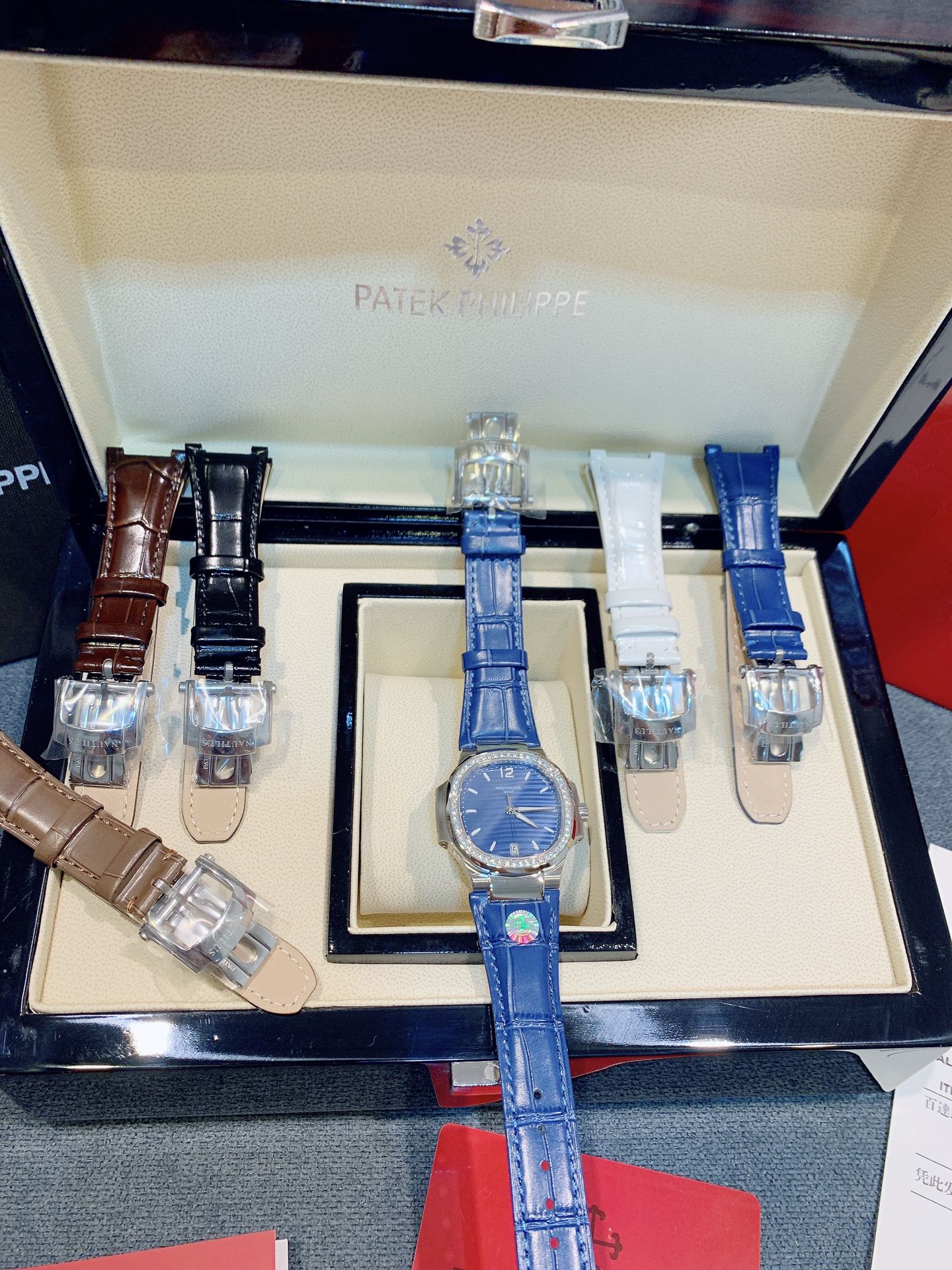 PATEK PHILIPPE Watches